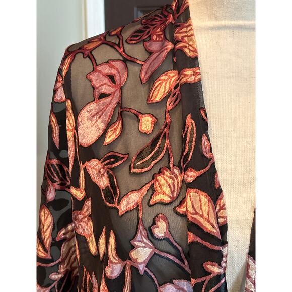 World Market Velvet Burnout Shrug - Picture 2 of 7